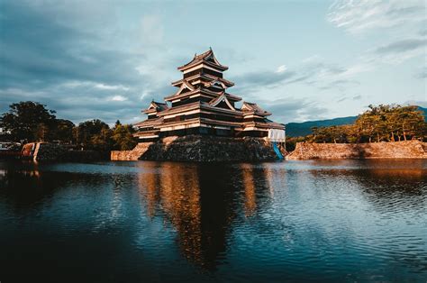 Matsumoto Castle, Japan's oldest castle - Wanderlust Pulse