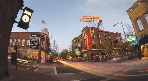 Flagstaff, Arizona: Rugged Nature and Unique History