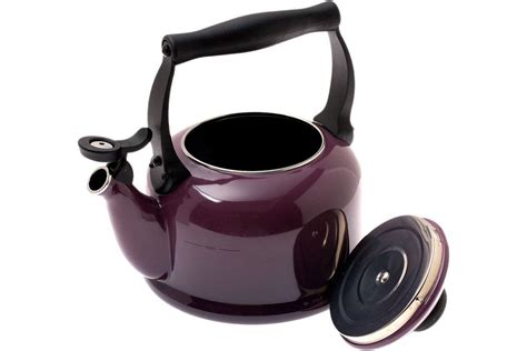 Le Creuset Tradition Wasserkessel 2,1 l, Cassis | Günstiger shoppen bei ...