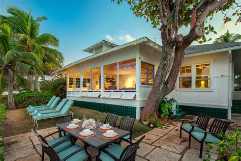 John Walker's Lanikai Beach House - Lanikai Beach Rentals