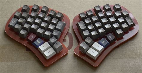 Split ergonomic keyboard project - Page 34 | Keyboard, Keyboards ...