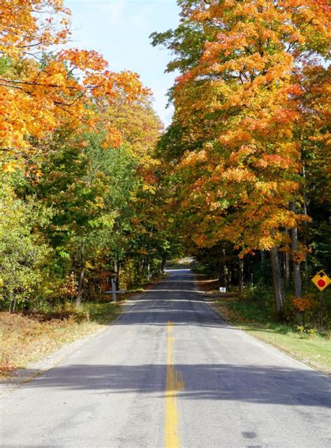 Traverse City Fall Colors: The Most Beautiful Drive through Northern Michigan - This Darling World