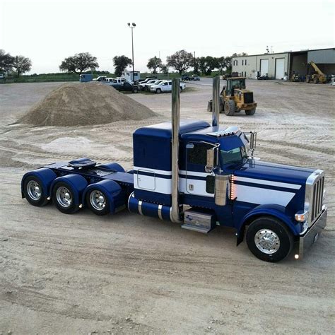 Semitrckn — Peterbilt custom 389 heavy haul