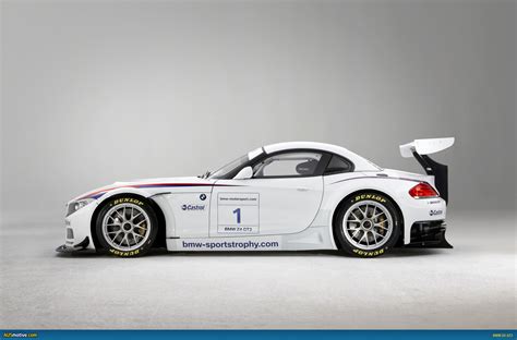 BMW finally reveals official Z4 GT3 info – AUSmotive.com