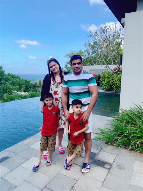 Wrestler Sushil Kumar spends quality time with family in Bali - The ...