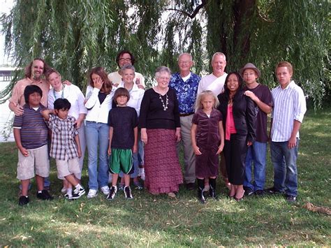 Family reunion portrait | This is the entire "Hastings" gang… | Flickr