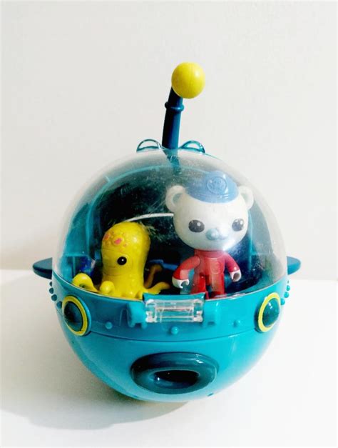 Octonauts - Gup-A Mission Vehicle with Captain Barnacles Figurine and Octopus Sea Creatures ...