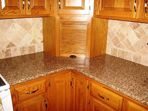 Kitchen countertop | Countertops with oak cabinets, Quartz kitchen countertops, Best kitchen ...