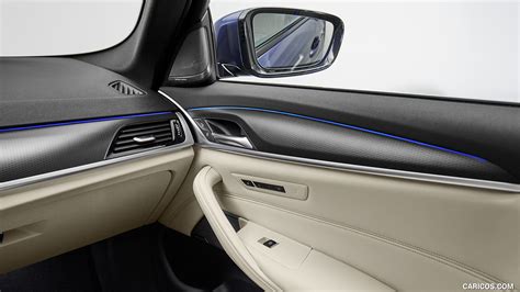 2021 BMW 530e xDrive Plug-In Hybrid | Interior, Detail