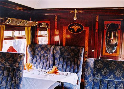 Bluebell Railway Carriages - Pullman Car Fingall