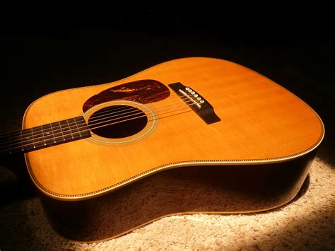 Most beautiful Acoustic guitar you've ever seen... post 1 picture ...