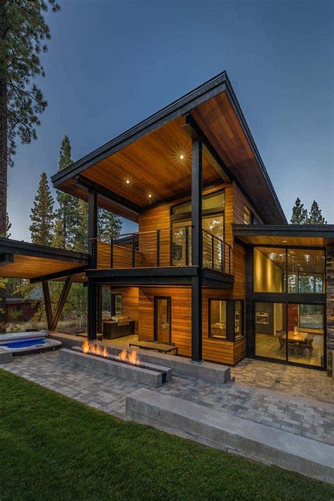 Prefabricated Tahoe mountain home secluded in beautiful pine forest | House designs exterior ...