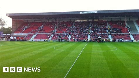 Swindon Town supporters bid to buy County Ground stadium - BBC News