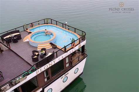 Peony Cruise: 4-star Halong Bay Cruise Line at a Reasonable Cost