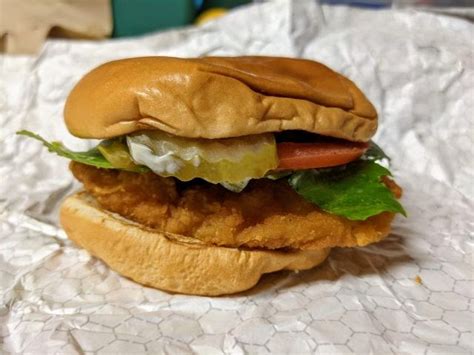 Review: Wendy's - Classic Chicken Sandwich