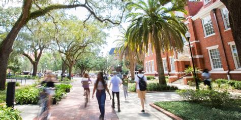 Florida replaces sociology with a "factual" U.S. history survey course