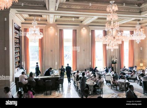 Champagne Bar at the Plaza Hotel, NYC Stock Photo - Alamy