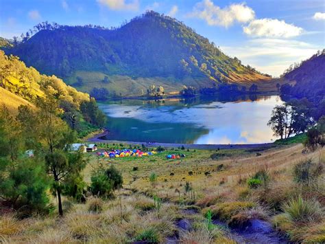 GUNUNG SEMERU Harga Tiket dan 6 Spot Terbaik