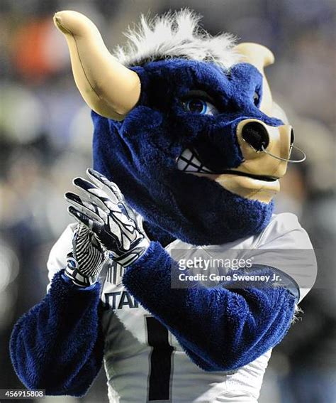 Aggies Mascot Photos and Premium High Res Pictures - Getty Images