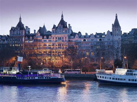 7 Stunning London Hotels with a View of the River Thames