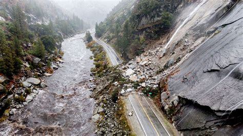 'Bomb cyclone' brings mudslides, flooding and power cuts to California - LA Times Now