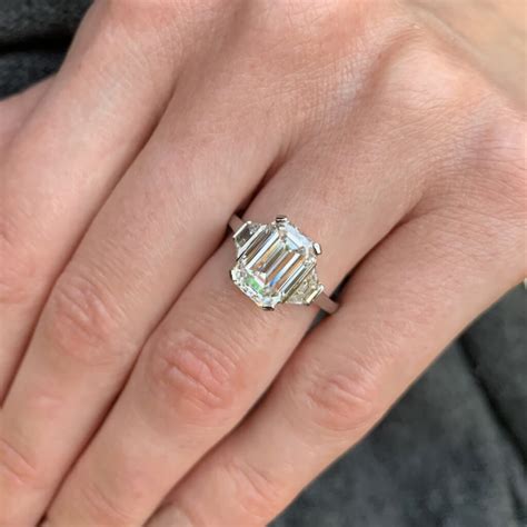 Emerald Cut Diamond Engagement Rings - Ronan Campbell