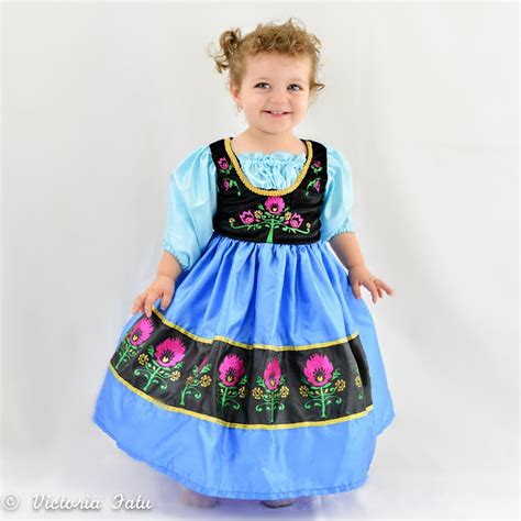 *Closed* Win 5 Princess Dresses from LittleDressUpShop.com - Freebies 4 Mom