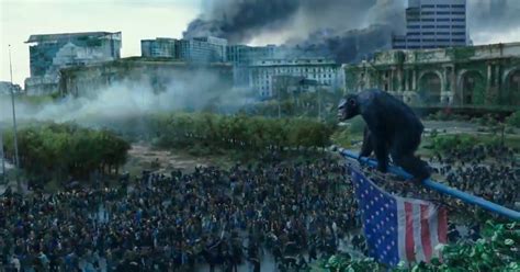 Extended Critics Spot for DAWN OF THE PLANET OF THE APES and Featurette — GeekTyrant