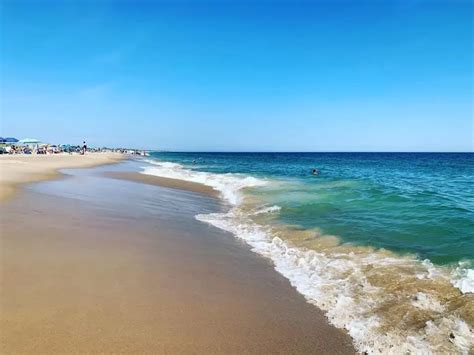 Blue Shutters Beach in Charlestown, Rhode Island, 02813 - Amazingworld