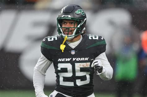 Report: Jets bring back RB Ty Johnson on 1-year deal - National ...