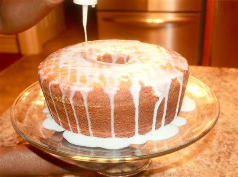 The Perfect 7Up Pound Cake from Scratch - Southern Love