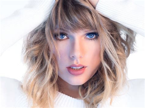 Download wallpaper 1024x768 taylor swift, blue eyes, 2019, standard 4:3 ...