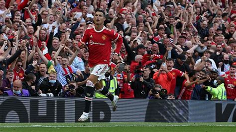 Cristiano Ronaldo debuts with double as Man United overwhelm Newcastle ...