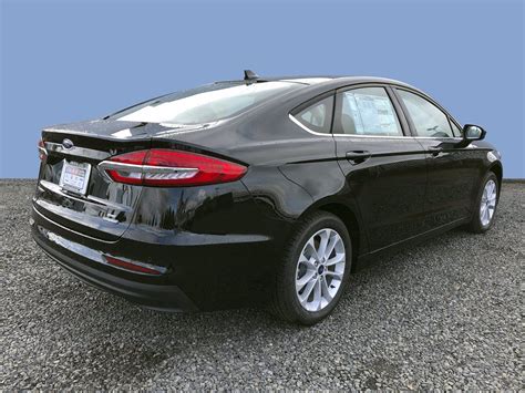 New 2020 Ford Fusion Hybrid SE FWD 4dr Car in Hillsboro #200306 | Dick's Mackenzie Ford