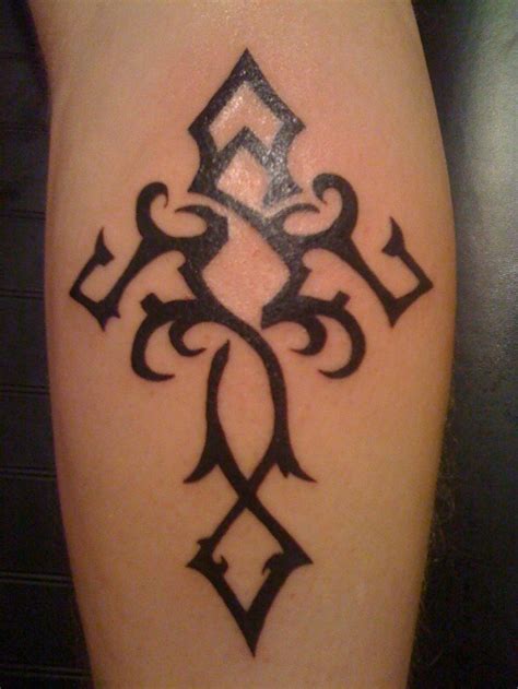 22 Beautiful Tribal Cross Tattoos | Only Tribal