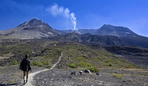 Visit Mt St Helens - Hiking & Climbing