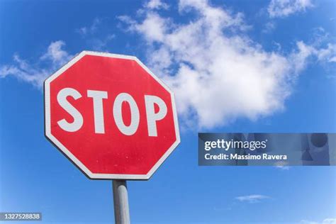 325 Octagon Stop Sign Stock Photos, High-Res Pictures, and Images - Getty Images