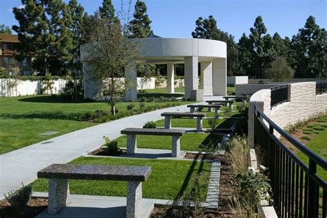 Hillside Memorial Park & Mortuary - Los Angeles, CA | Parting