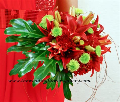 Red lily Bouquet Red Lily, Lily Bouquet, Wedding Flowers, Gallery, Plants, Roof Rack, Plant ...