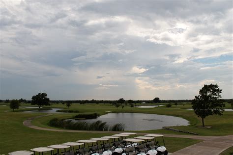 Pecan Lakes, Navasota, Texas - Golf course information and reviews.