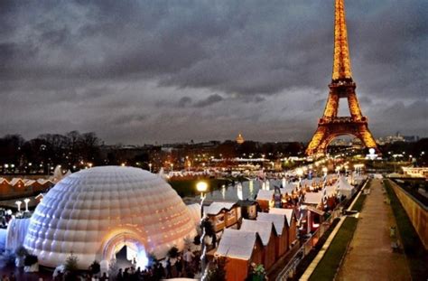 Top 5 Reasons to Visit Paris in Christmas