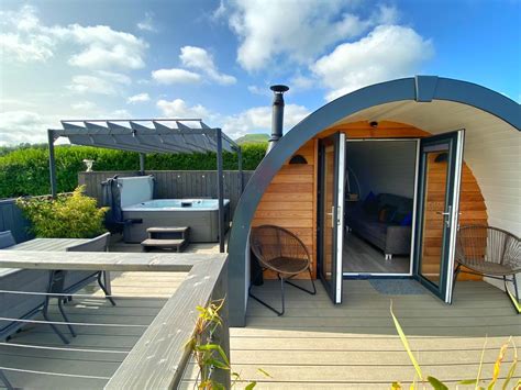 TOP 10 INCREDIBLE glamping pods in Northern Ireland