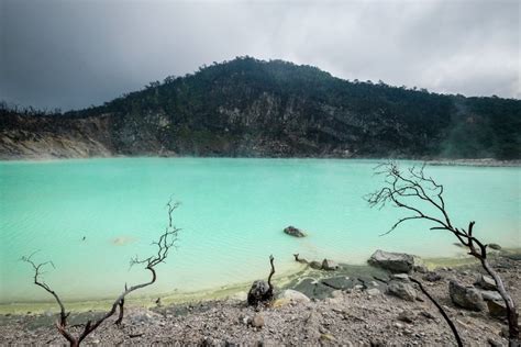 How To Visit Kawah Putih: White Crater Lake In West Java