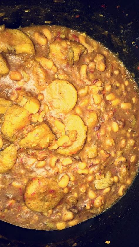 Beans and plantain in rice cooker | Nigerian recipes, Ethnic recipes, Food