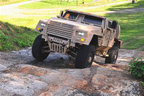 Joint Light Tactical Vehicle (JLTV) | Military.com