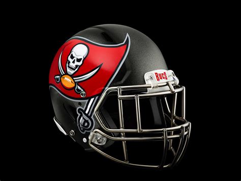 'More menacing skull' highlights Tampa Bay Buccaneers giant logo on helmet - Sports Illustrated