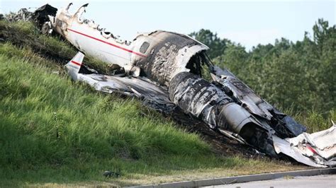 Travis Barker: The plane crash that nearly killed the drummer | Marca