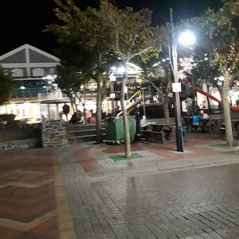 Cape Town Evening Tour / Cape Town Nightlife - Perfect Tours South Africa