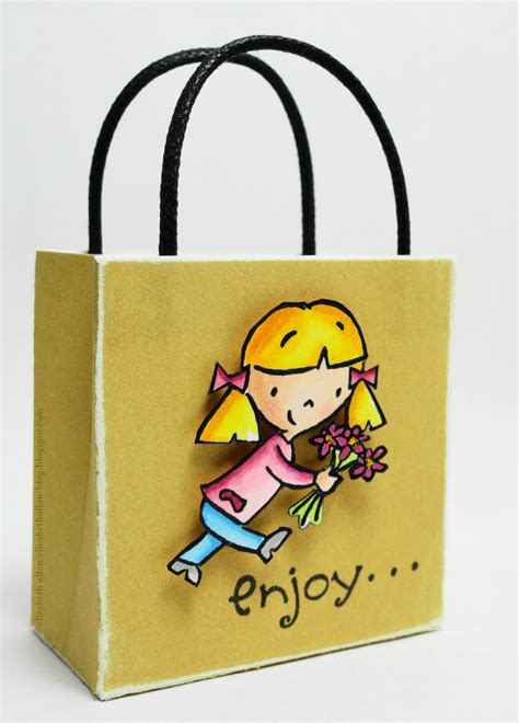 Elizabeth Allan's Art Studio: Miniature Gift Bag Art