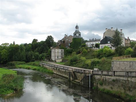 Bestand:Varennes-en-Argonne, tour Louis XVI et rivière.jpg - Wikipedia